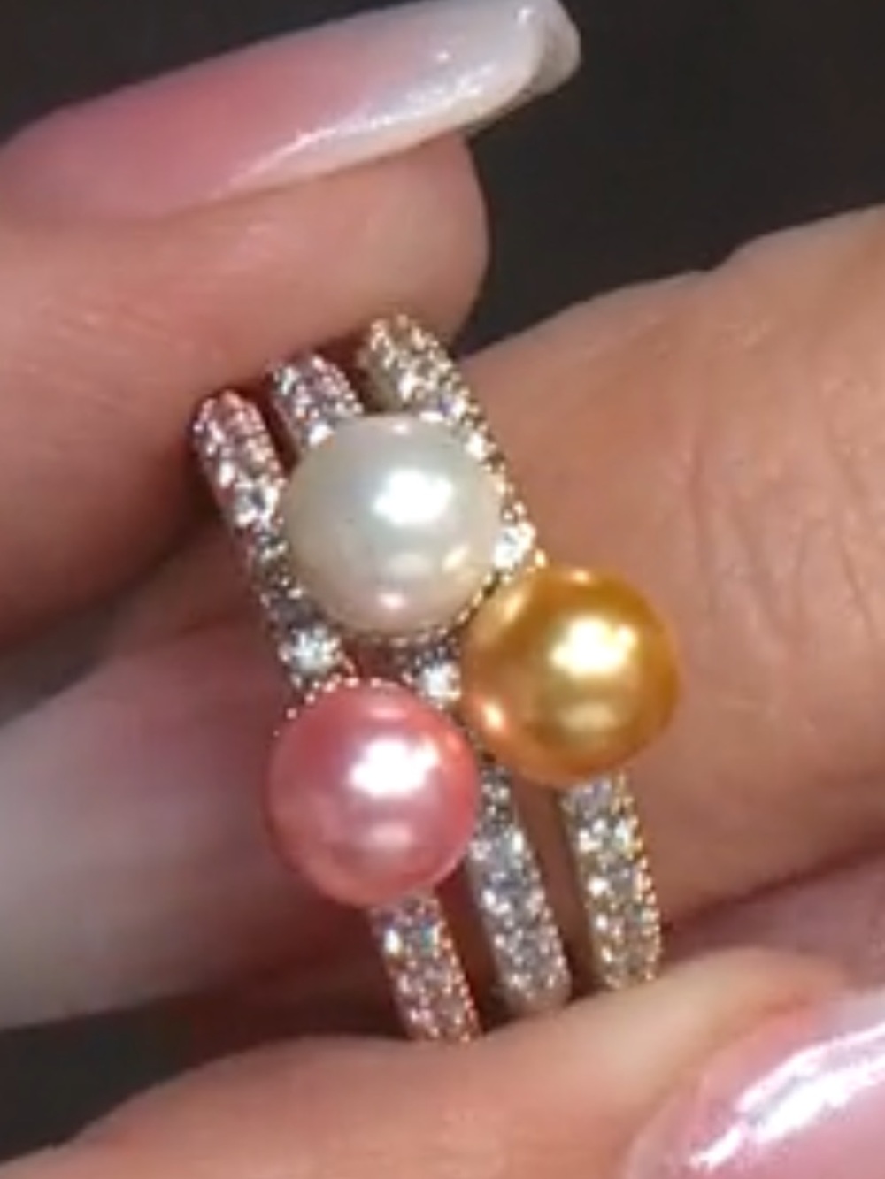 Judith Ripka Triple Pearl Pavé Ring – White, Pink & Gold Pearls